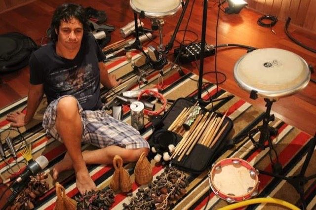 Instrumentos de percussão preparados em estúdio