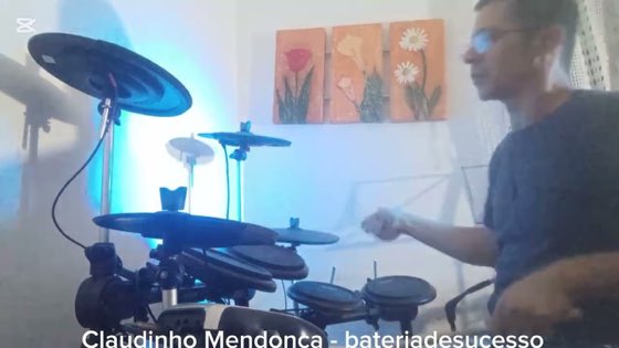 Claudinho Mendonça na bateria